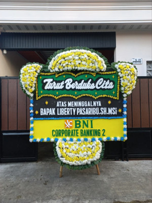 Papan Bunga Duka di Margodadi