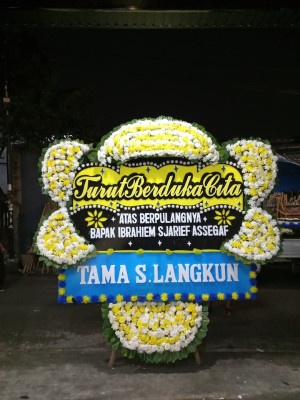 Papan Bunga Duka di Margodadi